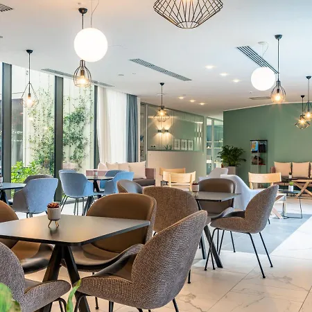 Quarto Verde Apartahotel Bérgamo