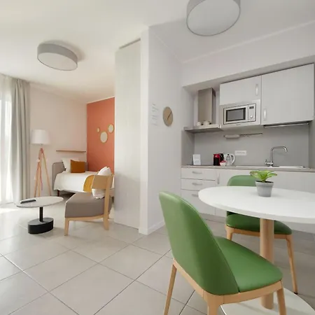 Quarto Verde Hotel apartamentowy
